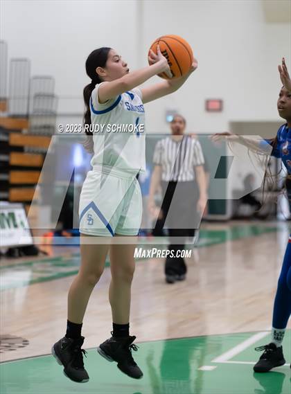 Thumbnail 3 in San Diego vs. Crawford (Mlk showcase) photogallery.