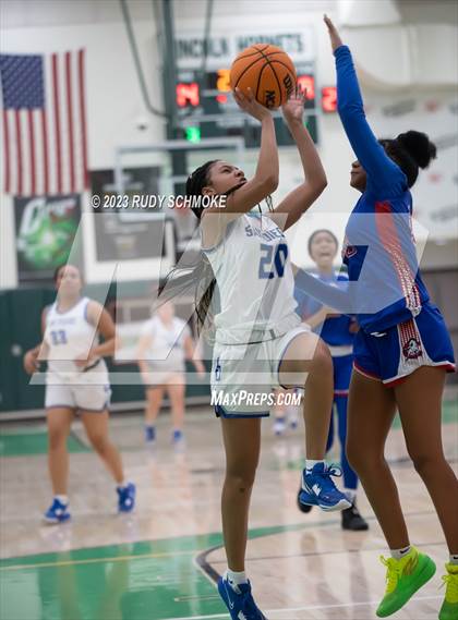 Thumbnail 2 in San Diego vs. Crawford (Mlk showcase) photogallery.