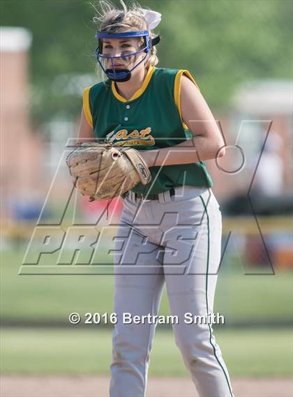 Thumbnail 3 in Williamsville East vs West Seneca East (Section 6 Class A-1 Final) photogallery.