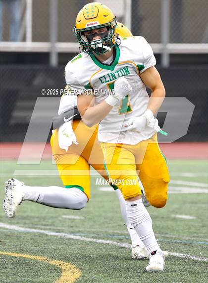 Thumbnail 2 in Clinton vs Amesbury (MIAA Division 7 Semifinal) photogallery.