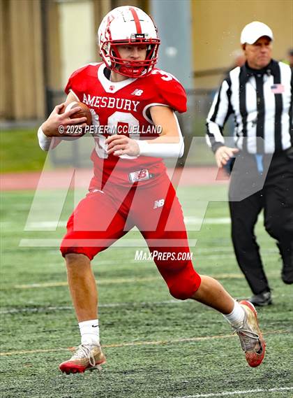 Thumbnail 2 in Clinton vs Amesbury (MIAA Division 7 Semifinal) photogallery.