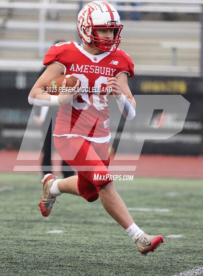 Thumbnail 1 in Clinton vs Amesbury (MIAA Division 7 Semifinal) photogallery.