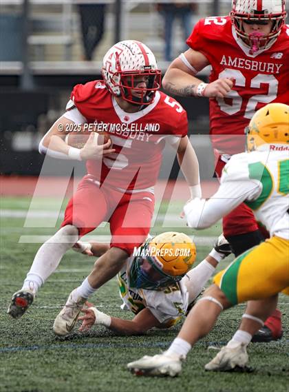 Thumbnail 3 in Clinton vs Amesbury (MIAA Division 7 Semifinal) photogallery.