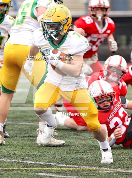 Thumbnail 1 in Clinton vs Amesbury (MIAA Division 7 Semifinal) photogallery.