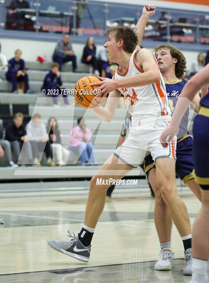 Thumbnail 1 in Copper Hills vs. Skyridge (Falcon Classic) photogallery.