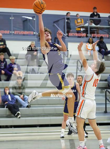 Thumbnail 3 in Copper Hills vs. Skyridge (Falcon Classic) photogallery.