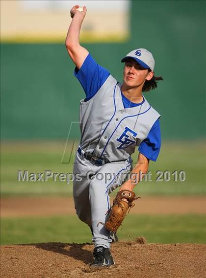 Thumbnail 2 in El Dorado vs. Oakdale (CIF SJS D4 Final) photogallery.
