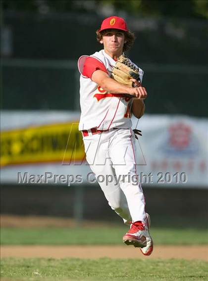 Thumbnail 3 in El Dorado vs. Oakdale (CIF SJS D4 Final) photogallery.