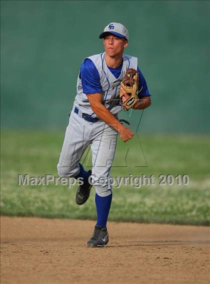 Thumbnail 2 in El Dorado vs. Oakdale (CIF SJS D4 Final) photogallery.