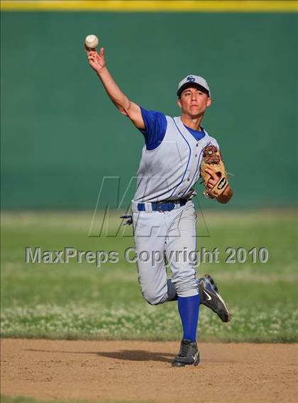 Thumbnail 2 in El Dorado vs. Oakdale (CIF SJS D4 Final) photogallery.