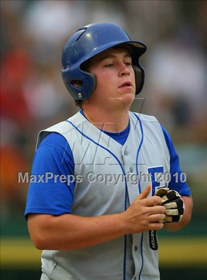 Thumbnail 2 in El Dorado vs. Oakdale (CIF SJS D4 Final) photogallery.