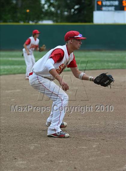 Thumbnail 3 in El Dorado vs. Oakdale (CIF SJS D4 Final) photogallery.