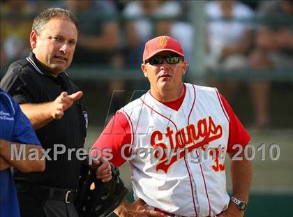 Thumbnail 3 in El Dorado vs. Oakdale (CIF SJS D4 Final) photogallery.