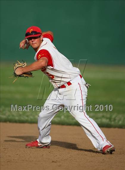 Thumbnail 1 in El Dorado vs. Oakdale (CIF SJS D4 Final) photogallery.