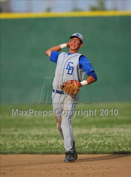 Thumbnail 1 in El Dorado vs. Oakdale (CIF SJS D4 Final) photogallery.