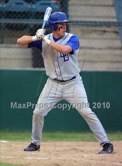 Thumbnail 2 in El Dorado vs. Oakdale (CIF SJS D4 Final) photogallery.