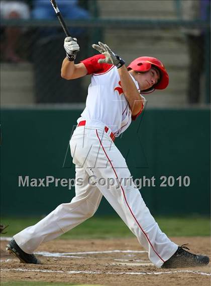Thumbnail 3 in El Dorado vs. Oakdale (CIF SJS D4 Final) photogallery.