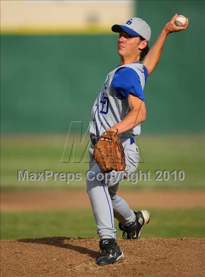 Thumbnail 1 in El Dorado vs. Oakdale (CIF SJS D4 Final) photogallery.