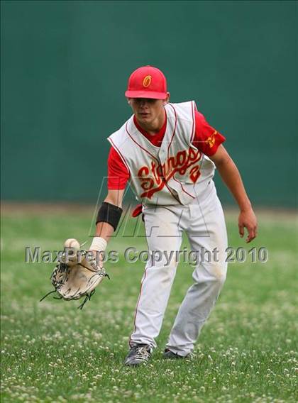 Thumbnail 1 in El Dorado vs. Oakdale (CIF SJS D4 Final) photogallery.