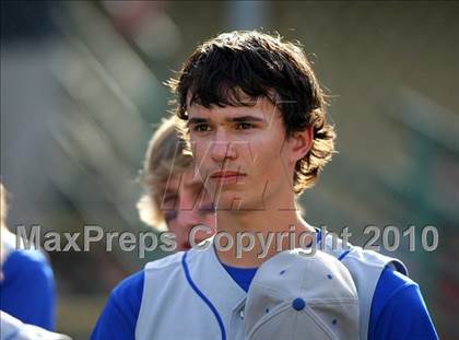 Thumbnail 1 in El Dorado vs. Oakdale (CIF SJS D4 Final) photogallery.