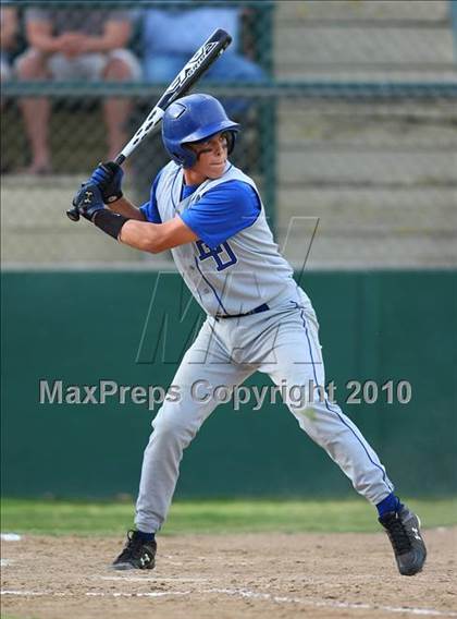 Thumbnail 2 in El Dorado vs. Oakdale (CIF SJS D4 Final) photogallery.