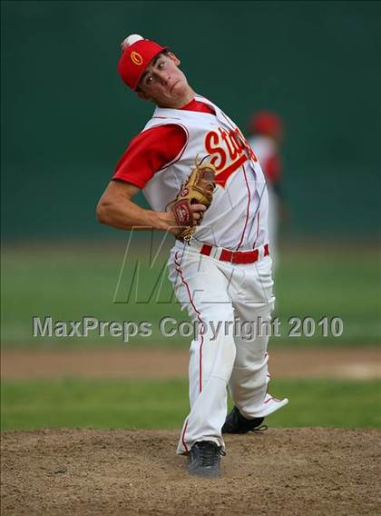 Thumbnail 1 in El Dorado vs. Oakdale (CIF SJS D4 Final) photogallery.