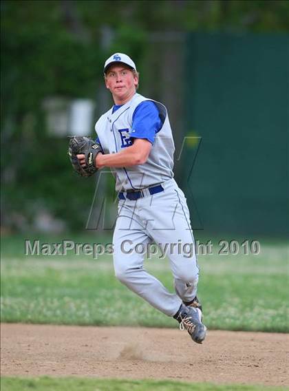 Thumbnail 3 in El Dorado vs. Oakdale (CIF SJS D4 Final) photogallery.