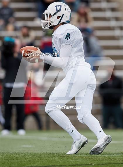 Thumbnail 2 in Westfield vs. Yorktown (VHSL Region 6D Final) photogallery.