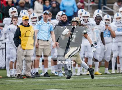 Thumbnail 1 in Westfield vs. Yorktown (VHSL Region 6D Final) photogallery.