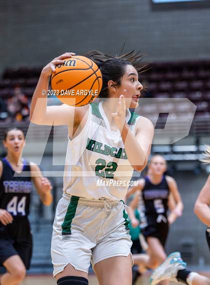 Thumbnail 1 in Wendover vs. Tabiona (UHSAA 1A Quarterfinal) photogallery.