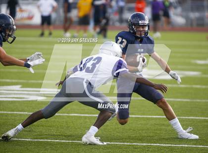 Thumbnail 3 in Klein Cain vs. Klein Collins photogallery.
