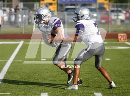 Thumbnail 3 in Klein Cain vs. Klein Collins photogallery.