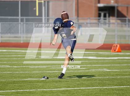 Thumbnail 2 in Klein Cain vs. Klein Collins photogallery.
