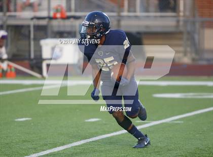 Thumbnail 2 in Klein Cain vs. Klein Collins photogallery.