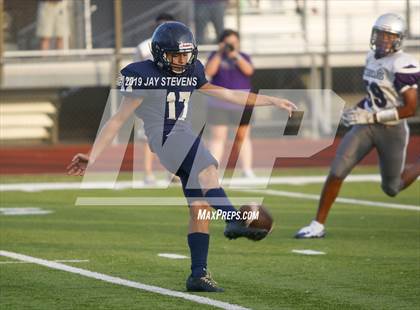 Thumbnail 3 in Klein Cain vs. Klein Collins photogallery.