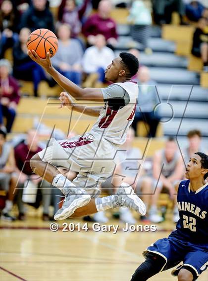 Thumbnail 2 in Nevada Union vs Whitney (Whitney Holiday Classic) photogallery.