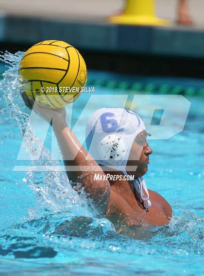 Thumbnail 2 in Rancho Bernardo vs. Santana (Draz Classic) photogallery.