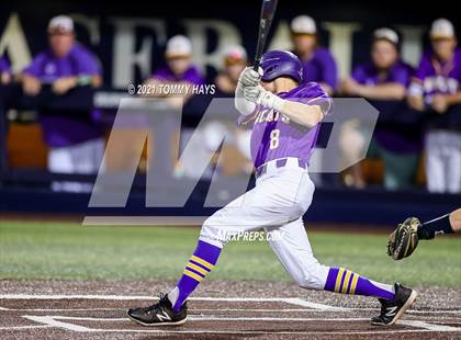 Thumbnail 2 in Hallsville vs. Wakeland (UIL 5A Region Final) photogallery.