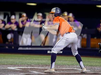 Thumbnail 1 in Hallsville vs. Wakeland (UIL 5A Region Final) photogallery.