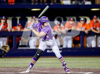 Thumbnail 1 in Hallsville vs. Wakeland (UIL 5A Region Final) photogallery.
