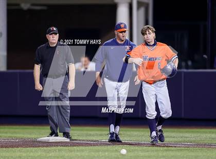 Thumbnail 1 in Hallsville vs. Wakeland (UIL 5A Region Final) photogallery.