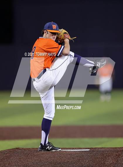 Thumbnail 2 in Hallsville vs. Wakeland (UIL 5A Region Final) photogallery.