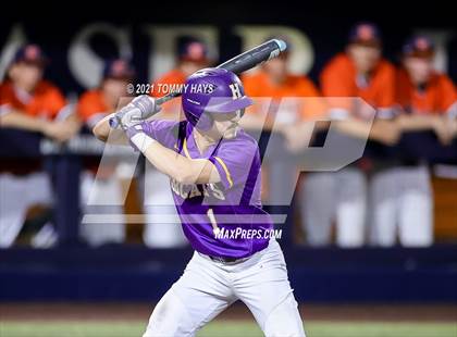 Thumbnail 3 in Hallsville vs. Wakeland (UIL 5A Region Final) photogallery.