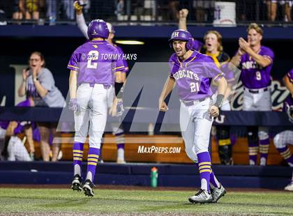 Thumbnail 1 in Hallsville vs. Wakeland (UIL 5A Region Final) photogallery.