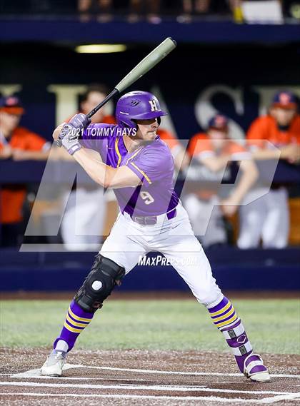 Thumbnail 3 in Hallsville vs. Wakeland (UIL 5A Region Final) photogallery.