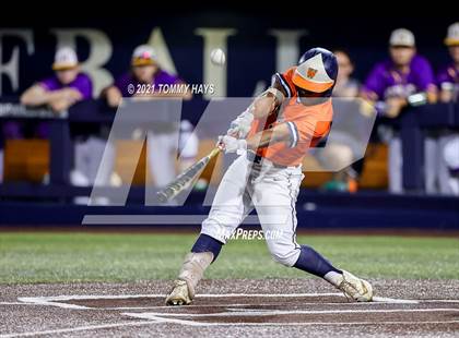 Thumbnail 1 in Hallsville vs. Wakeland (UIL 5A Region Final) photogallery.