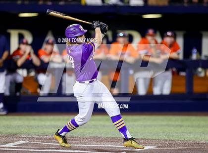 Thumbnail 1 in Hallsville vs. Wakeland (UIL 5A Region Final) photogallery.