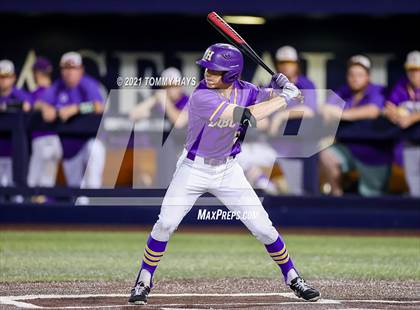 Thumbnail 1 in Hallsville vs. Wakeland (UIL 5A Region Final) photogallery.