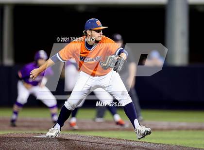 Thumbnail 1 in Hallsville vs. Wakeland (UIL 5A Region Final) photogallery.