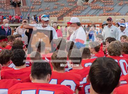Thumbnail 2 in Westlake v Vandergrift (UIL 6A DII Region 4 Championship) photogallery.